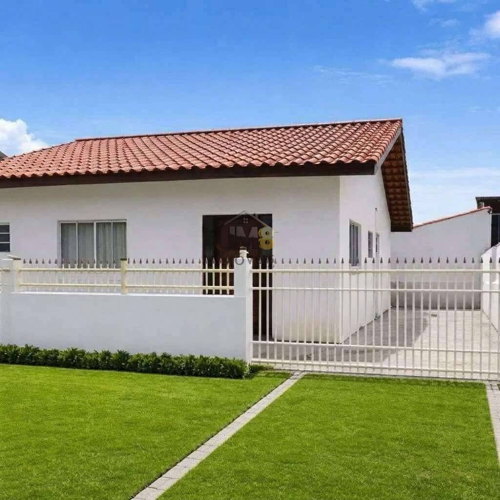 Casa à venda em Guaratuba, COHAPAR, com 3 quartos, 73m² - UM8 Imóveis